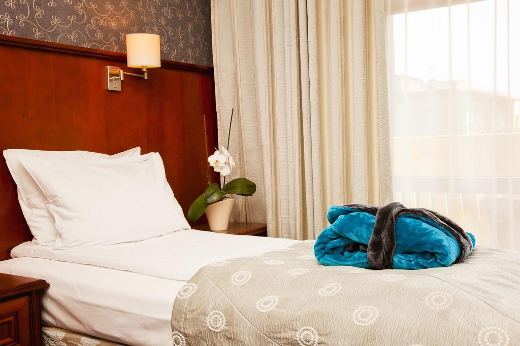Hotel&spa Stary Basen Swimming Pool Hotel 3*